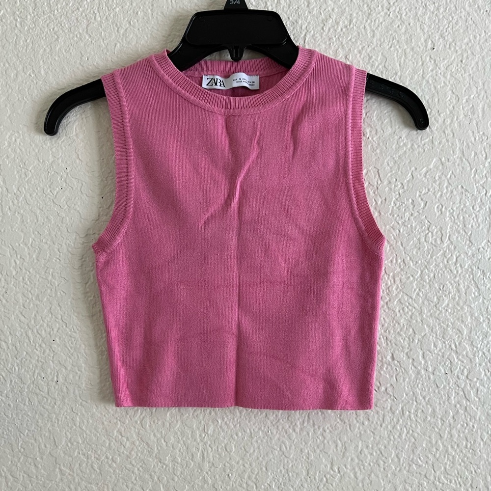 ZARA cropped tank top. Very flattering and comfortable!